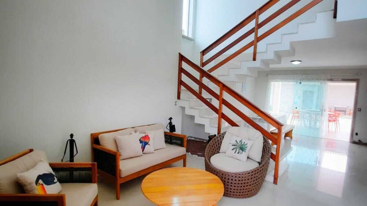 Prado House | Beautiful Beach House Overlooking the Sea, Great Packages for January 2020