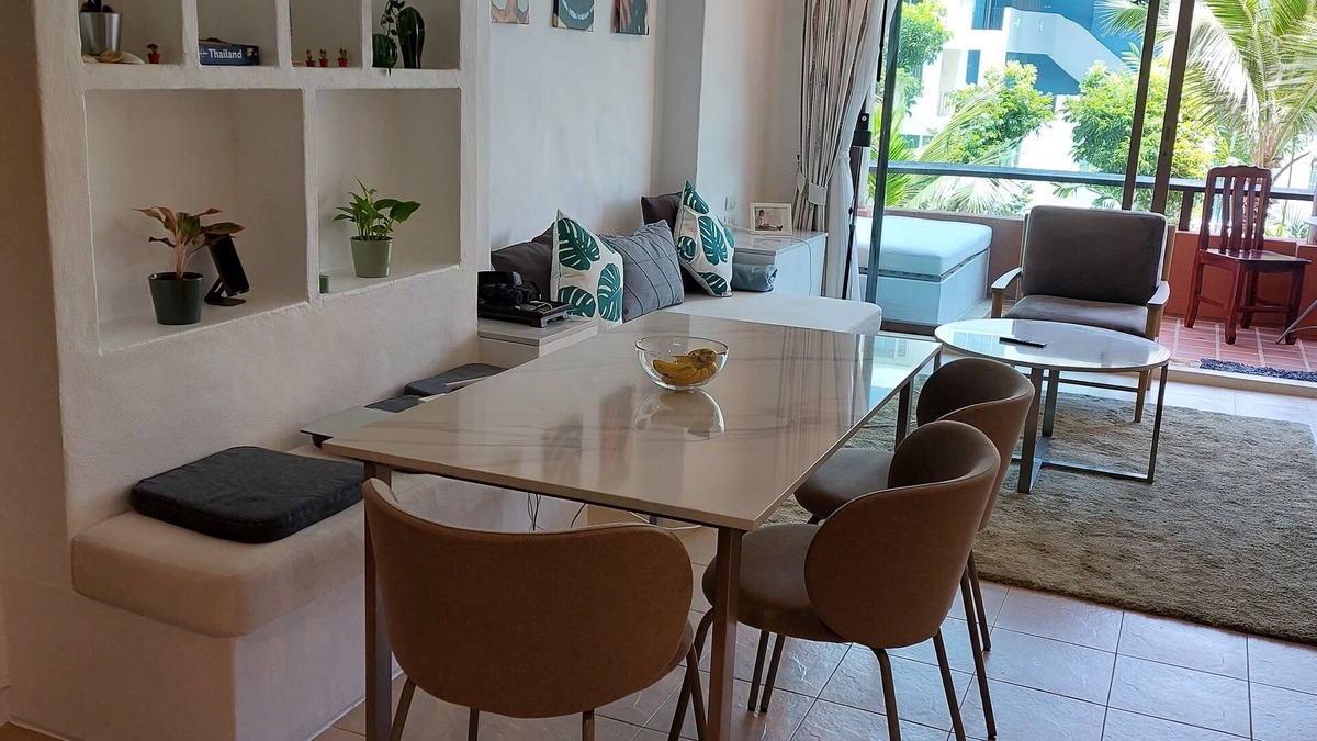 Khao Tao Condo | Beautiful Beachfront Condo in Khaotaon2-BR, WiFi, 55" TV New Renovated