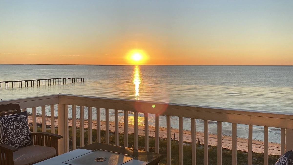 Carrabelle House | Beautiful "Bella" Beach House in Carrabelle