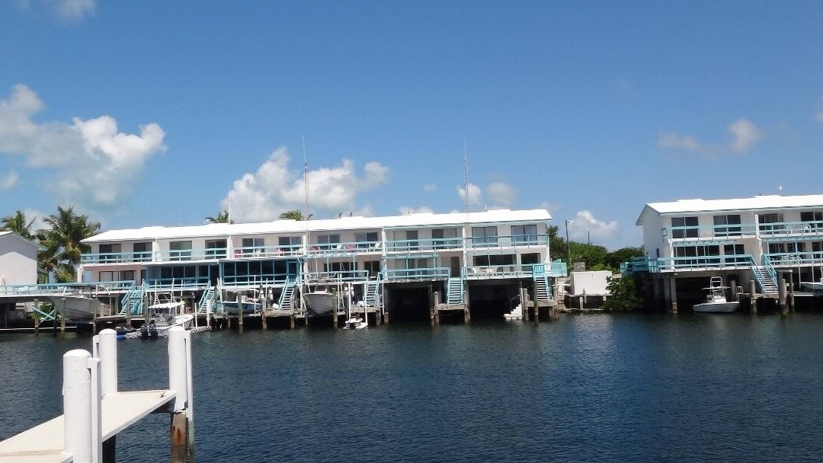 Great Harbour Cay House | Beautiful Boutique Overwater Townhouse with Private Dock and All Amenities