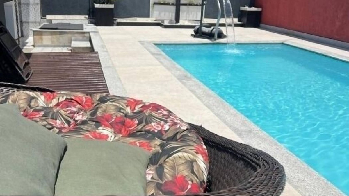 Jardim Aruan House | Beautiful house 3 blocks from the beach! We accept pets!
