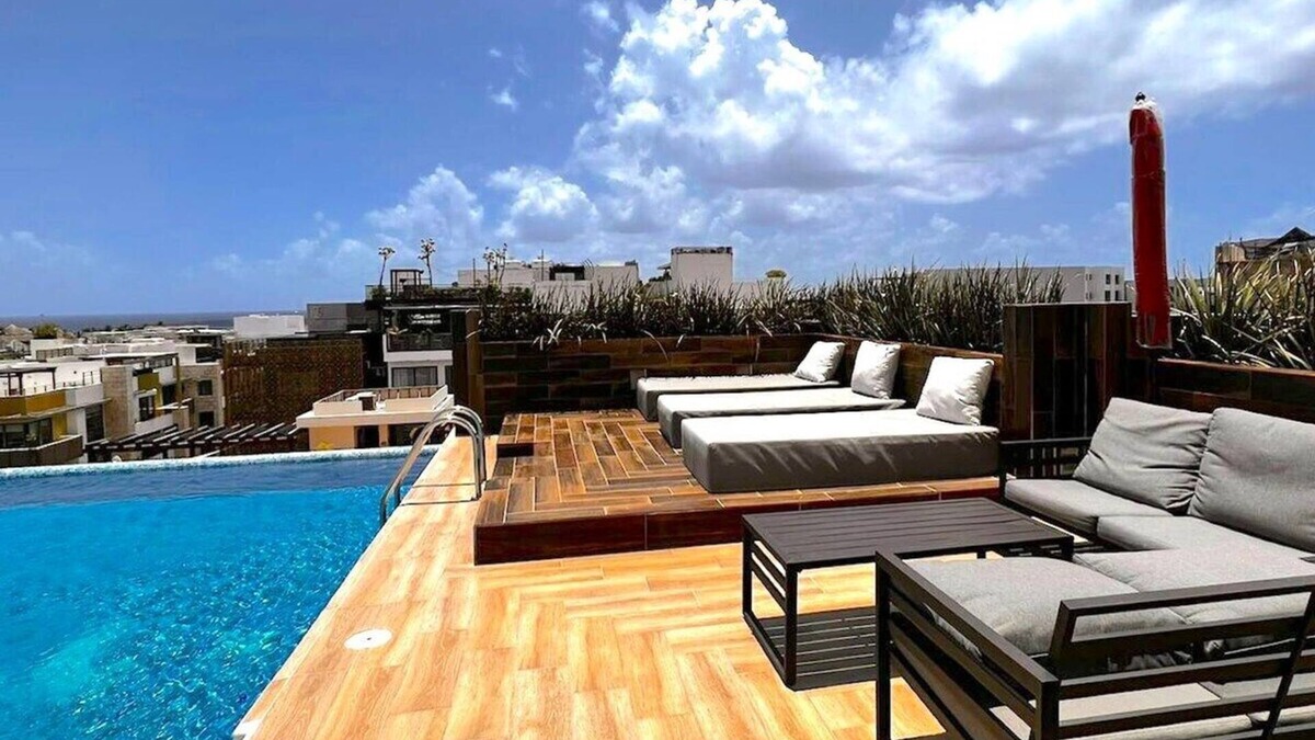 Luis Donaldo Colosio Condo | Beautiful Bright 2BR Penthouse