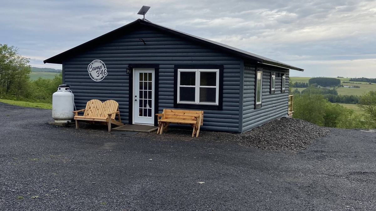 Fort Kent Mills Cabin | Beautiful Cabin Sleeps 4(up to 6) w/direct access to snowmobile and ATV trails!