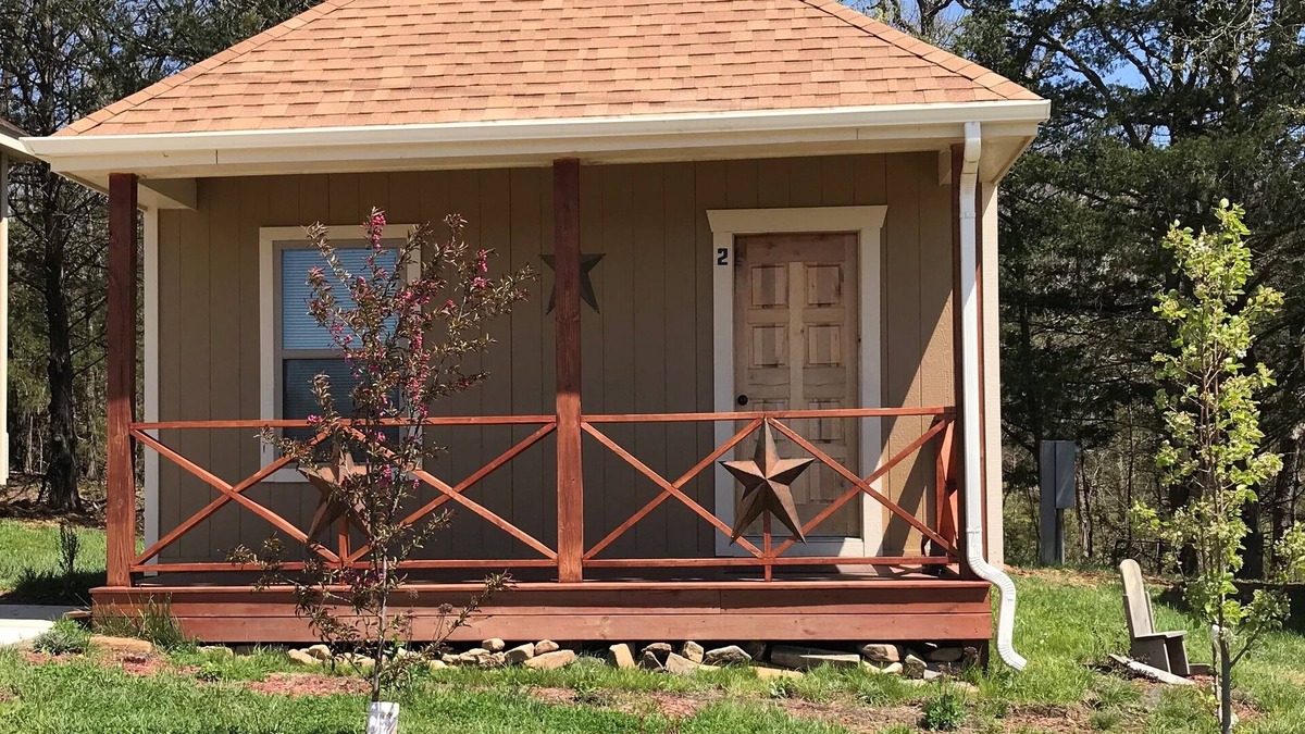 Waynesville Cabin | Beautiful Cabin Sleeps 5