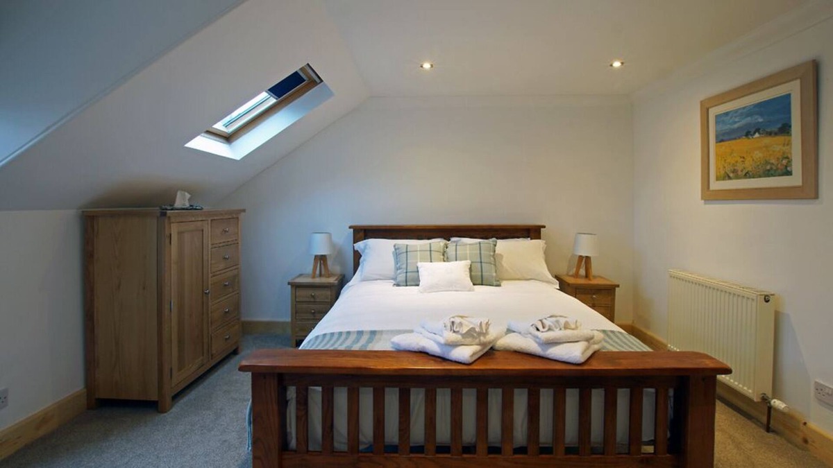 Inverkip House | Beautiful Cameron Cottage