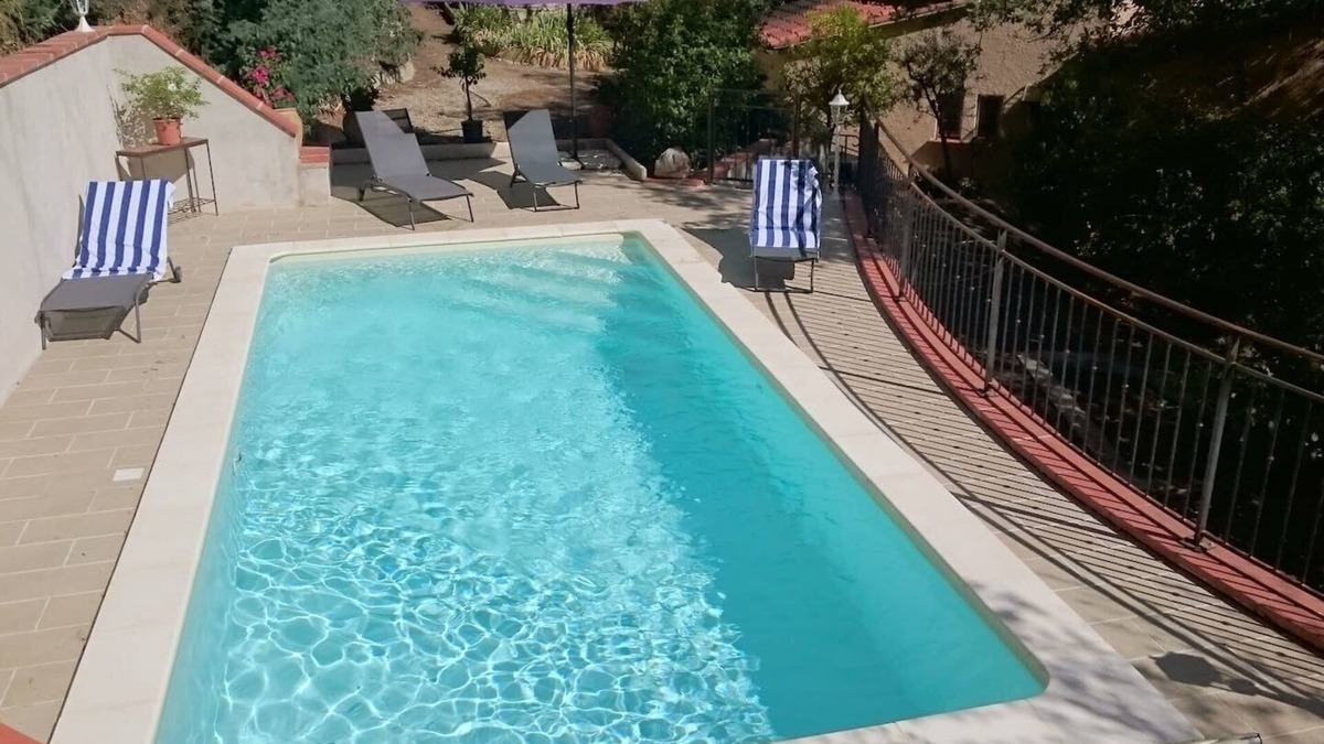 Bouleternere House | Beautiful Catalan Villa with pool and extensive gardens, sleeps 7 in 4 bedrooms.
