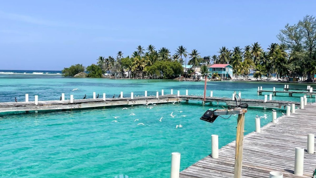 San Pedro Boat Rental | Beautiful Catamaran in San Pedro on the Caribbean