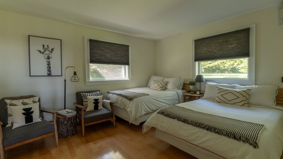 Loch Sheldrake House | Beautiful Catskills country home get-away, with views, big private yard & forest