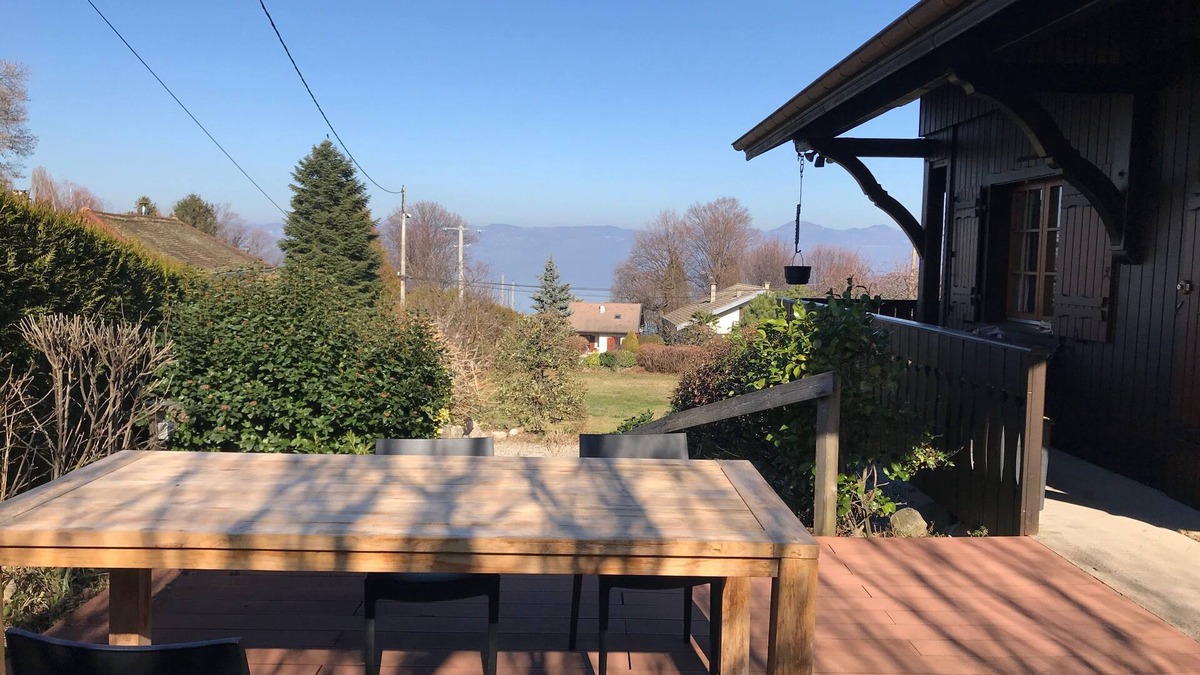 Lugrin Ski Chalet | Beautiful chalet 9 people facing Lake Geneva in lush greenery