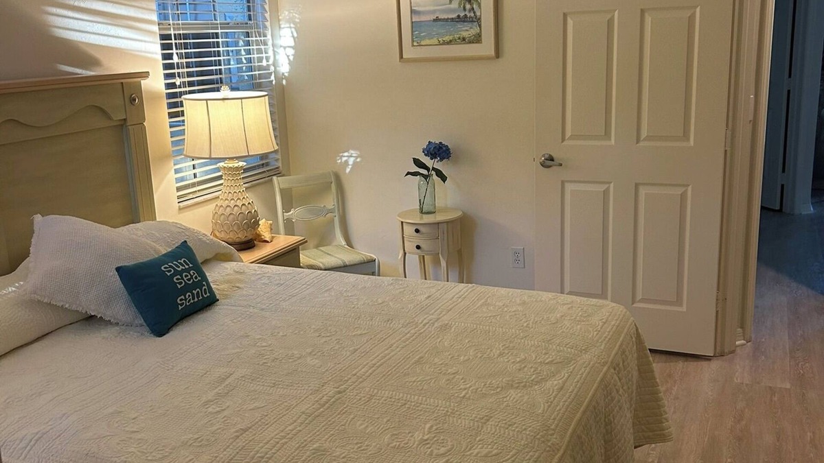 Bonita Springs House | Beautiful Coach Home located in one of Bonita Springs most desirable communities
