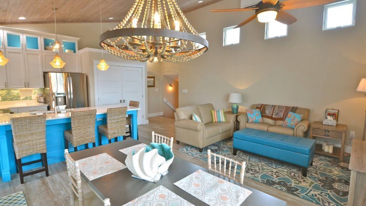 Cedar Key Apartment | Beautiful Coastal Chic,Premium Internet@Studio 589