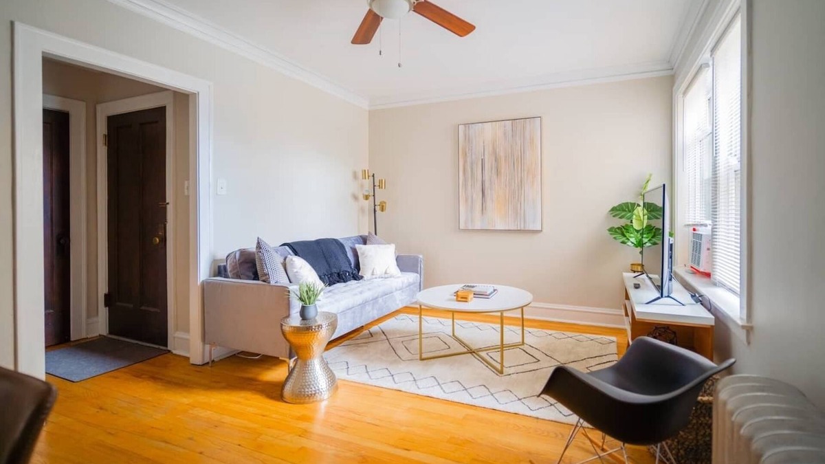 Ravenswood House | ✨|Beautiful|Comfy|1br|✨LincolnSq.|Near Wrigley| ✨