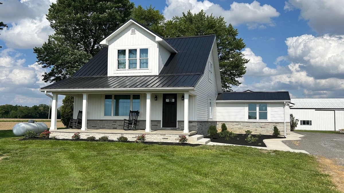 Pemberton Other | Beautiful completely renovated farmhouse with all the modern amenities!