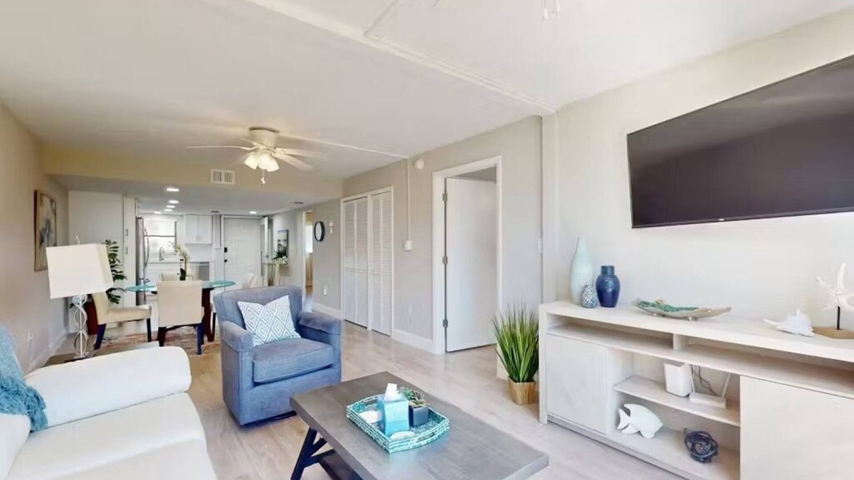 Majestic Palms Condo | Beautiful, Completely Rennovated first floor 2 Bedroom Condo