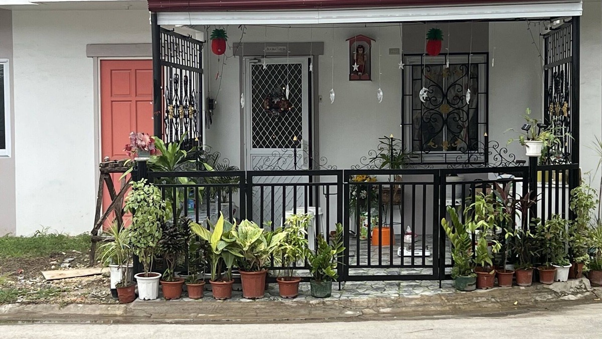 Compostela House | Beautiful Compostela Townhouse & Breakfast Included