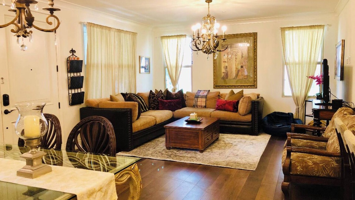 Woodbury Condo | Beautiful Condo in Great Irvine California