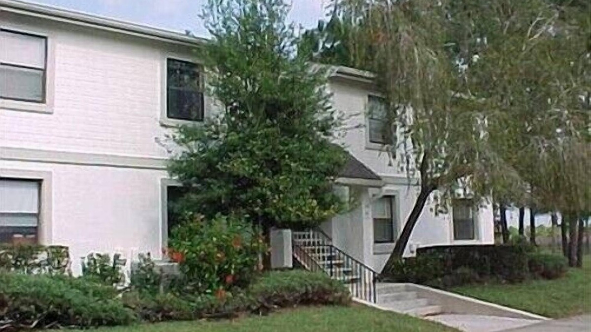 East Lake Woodlands Condo | Beautiful Condo in prime Florida location within premier gated community.
