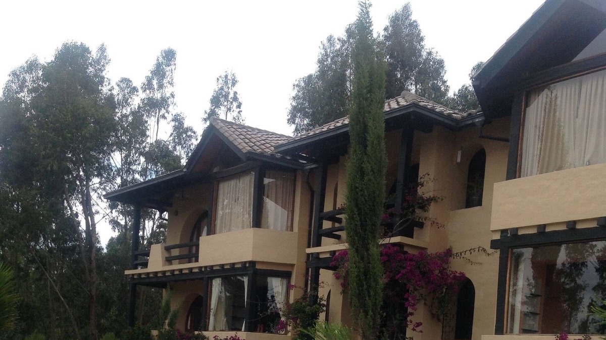 Cotacachi Condo | Beautiful condo overlooking city of Cotacachi