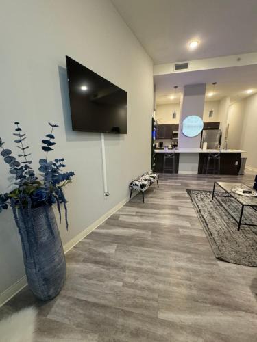 Gateway District Apartment | Beautiful Condo/Rooftop Patio With Free Parking