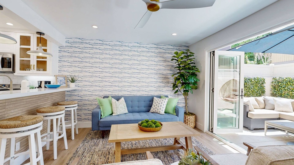 Hermosa Village Condo | Beautiful Condo walking distance to Downtown Disney with outdoor living space