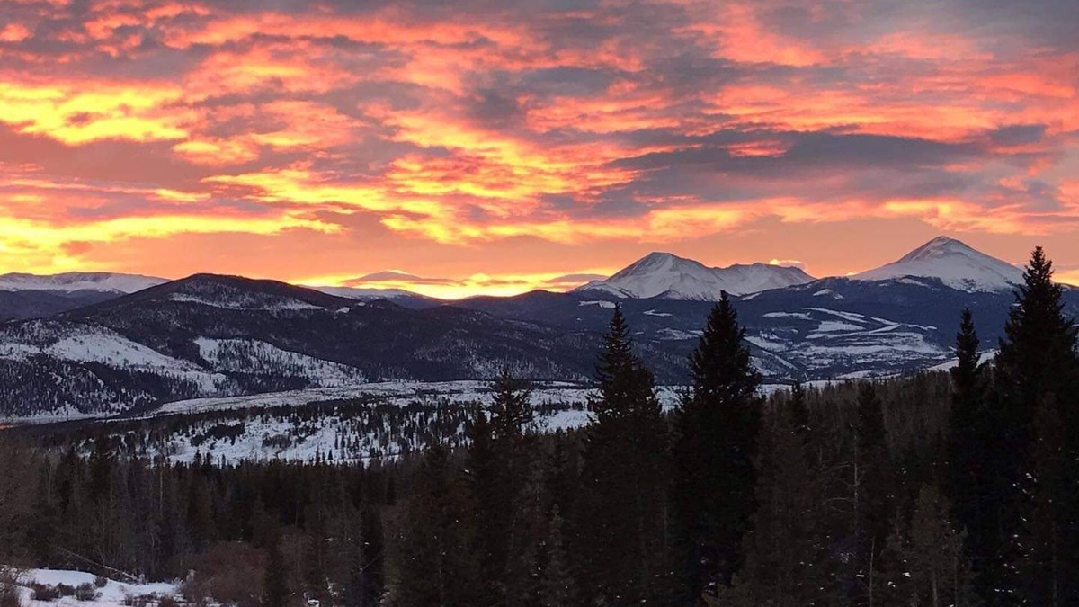 Wildernest Condo | Beautiful Condo With Mountain Views