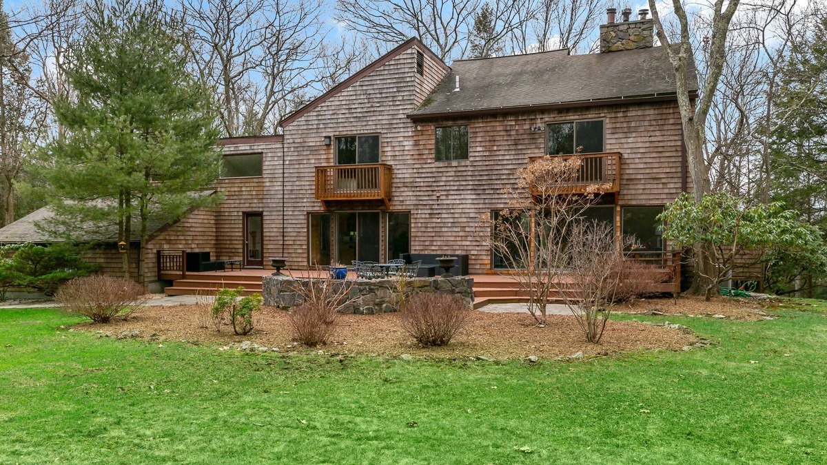 Pound Ridge House | beautiful contemporary house , only one hour from Manhattan