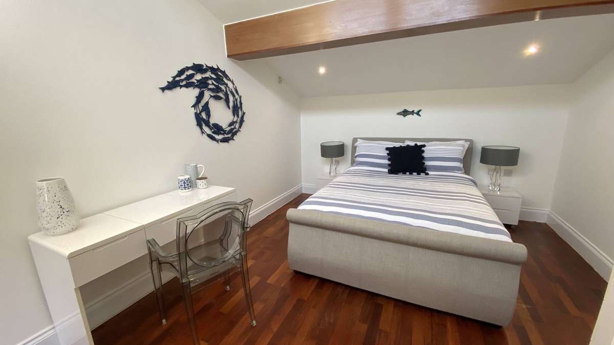 Babbacombe Cottage | Beautiful Contemporary Beach Living