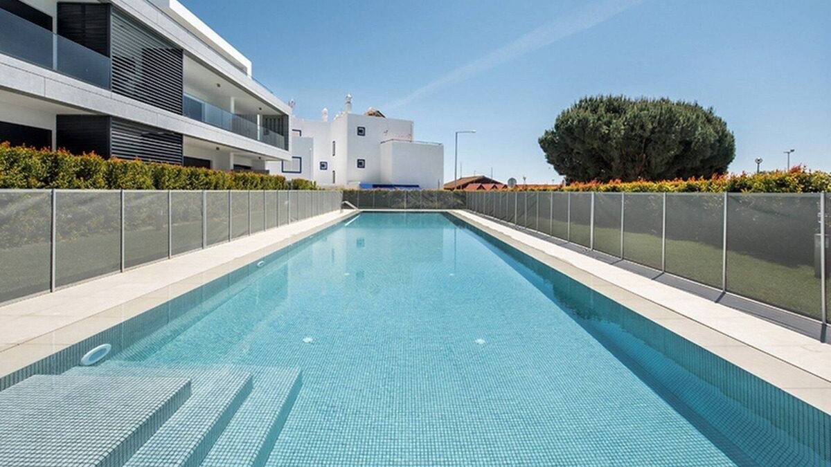 Conceicao e Cabanas de Tavira Apartment | Beautiful contemporary 2 bedroom apartment in Cabanas Oceanview pool & Free Wifi