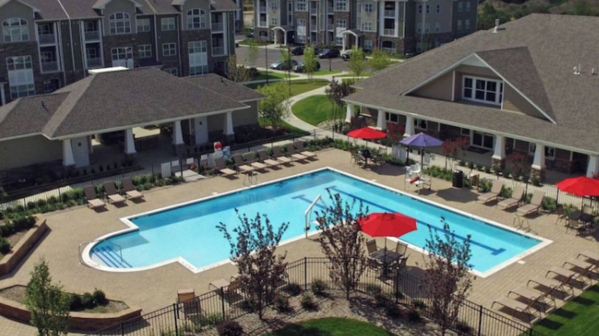 Yaphank Apartment | Beautiful & Convenient B&B Location with Airport Pick up & Drop Off!.