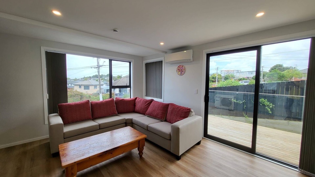 Papatoetoe House | Beautiful cosy home, close to Airport