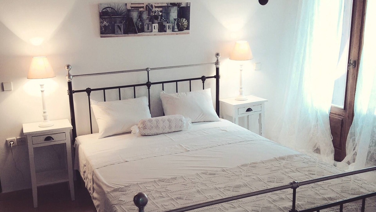 Sirili Cottage | Beautiful cottage! Large and quiet!