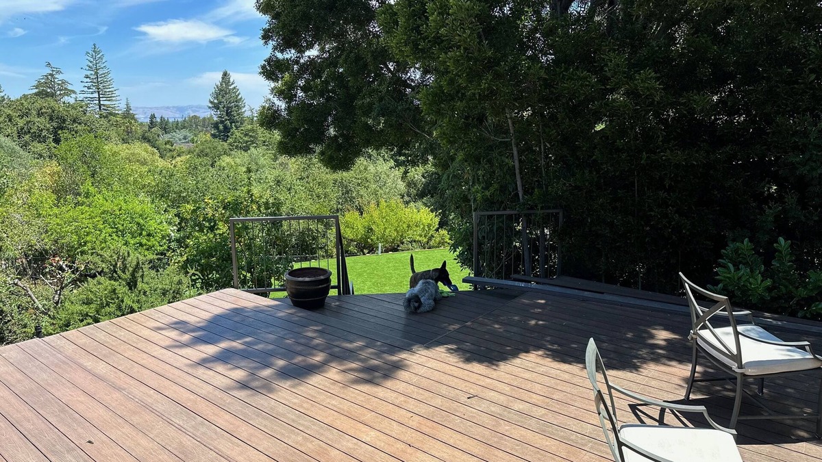 Los Altos Hills Cottage | Beautiful Cottage in the Heart Of Silicon Valley with Amazing Views!