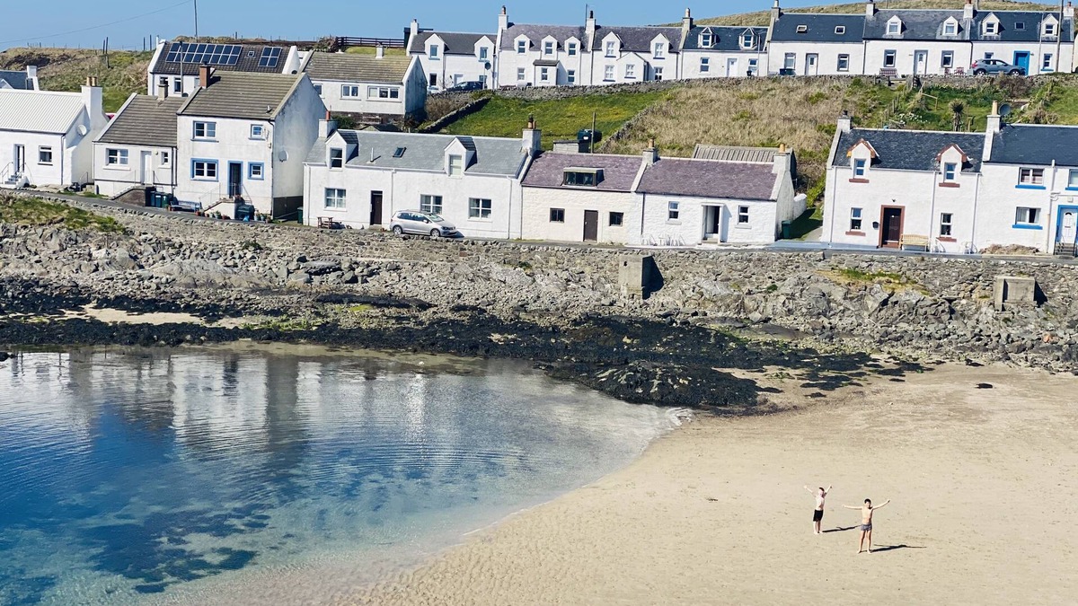 Portnahaven House | Beautiful Cottage by the Bay, Isle of Islay