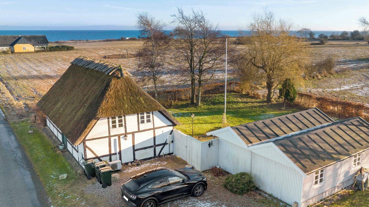 Tranekaer House | Beautiful cottage in Tranekær, 200 m to.