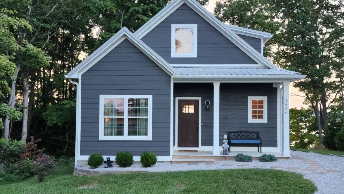 Scottsville Cottage | Beautiful cottage with AMAZING view of Barren River Lake!