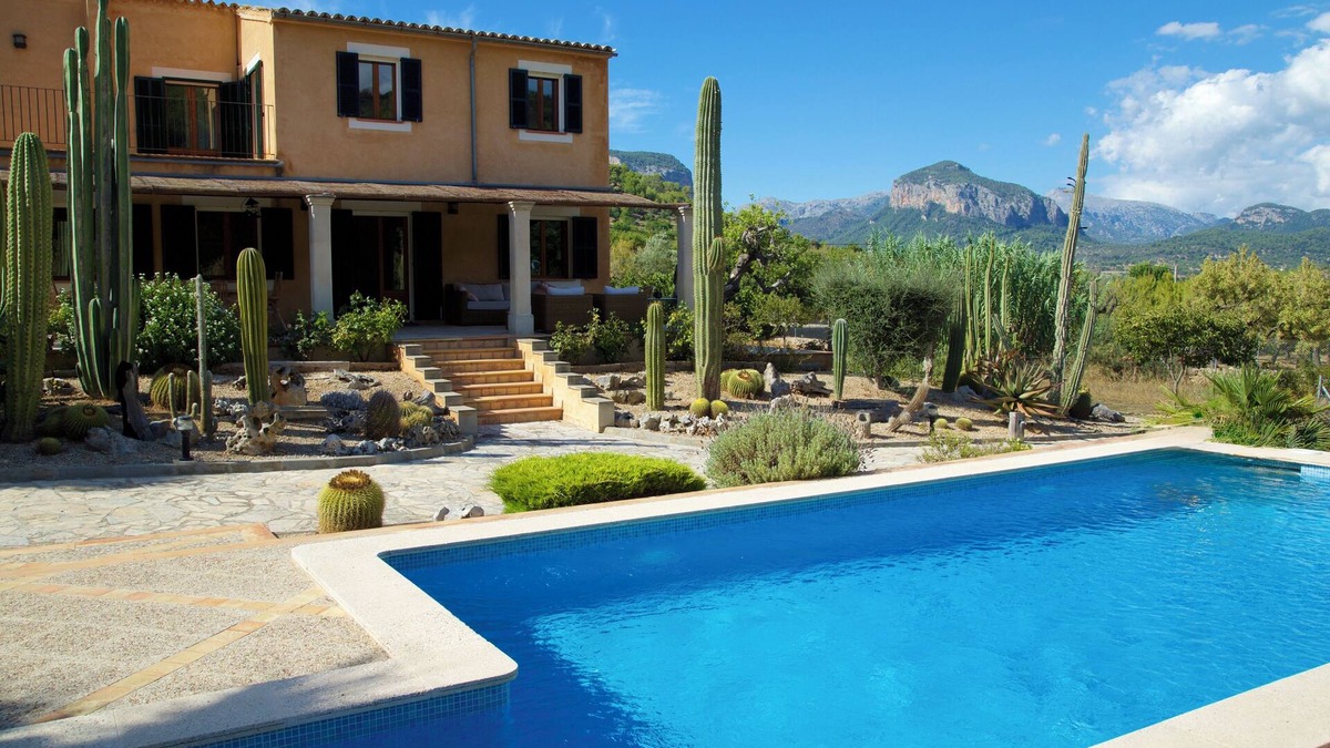 Alaro House | Beautiful country finca with saltwater pool and spectacular views