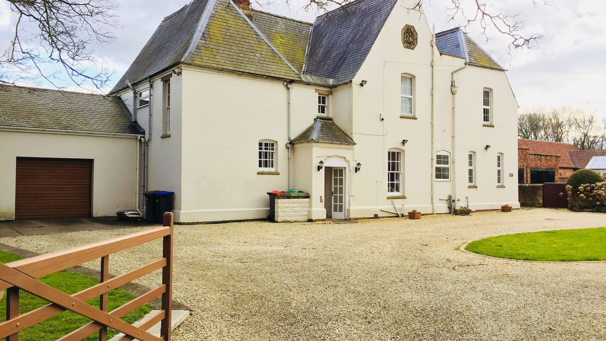 Teversal House | Beautiful Country Holiday Home in the Nottinghamshire Countryside