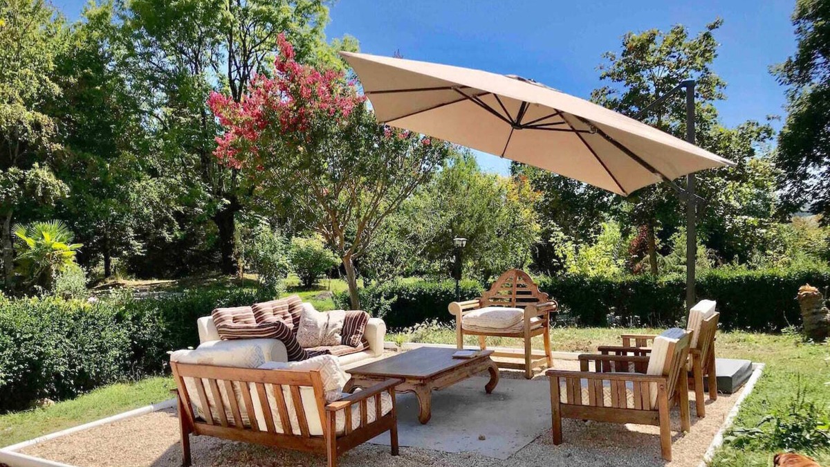 Maleville House | Beautiful country house, 1.5 ha wooded park, swimming pool, sauna, hamam