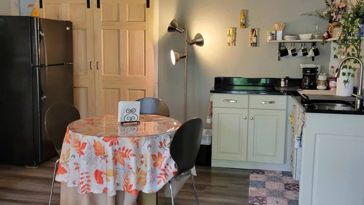 Amberley Village House | Beautiful, cozy and quiet private suite