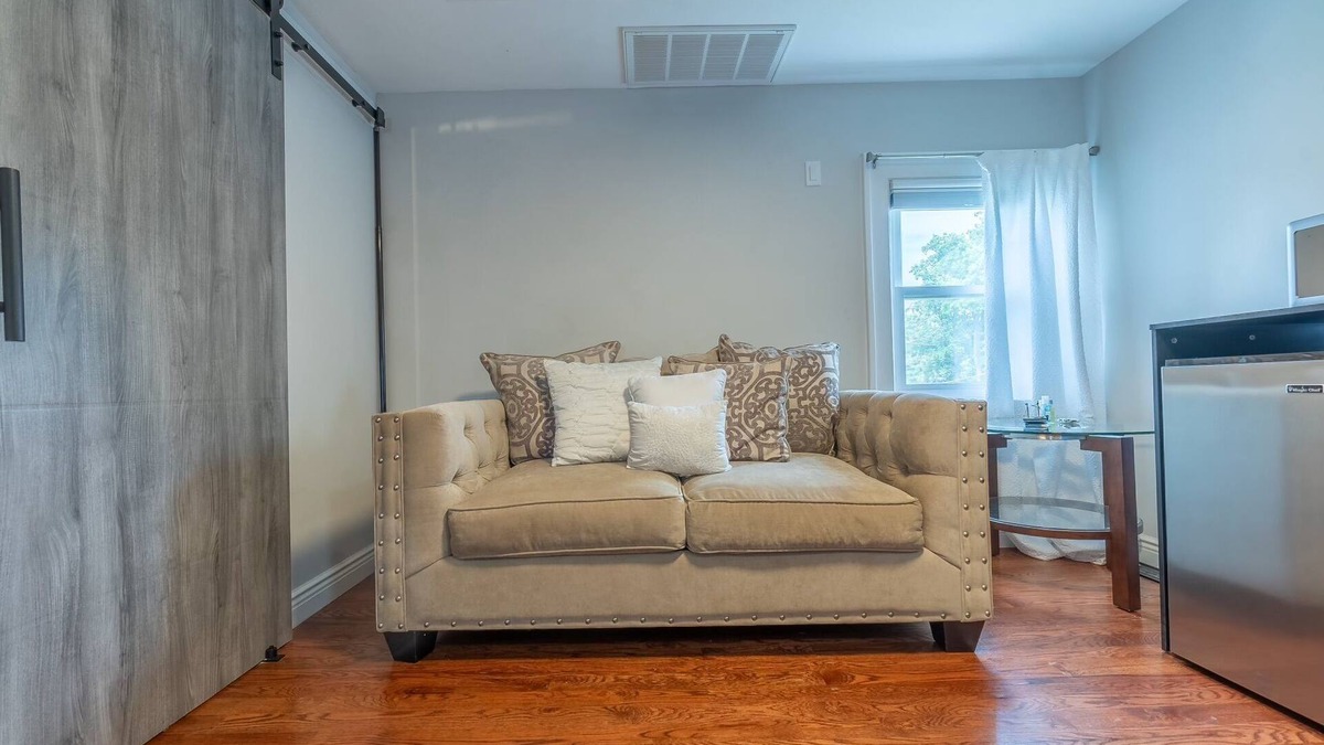 Montclair House | Beautiful cozy loft in Montclair, NJ
