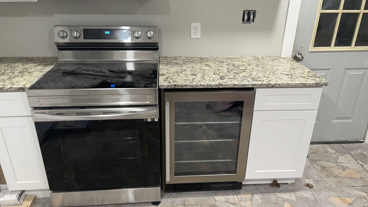 Leitchfield House | Beautiful, cozy small 2 bed 1 bath house, convenantly in town