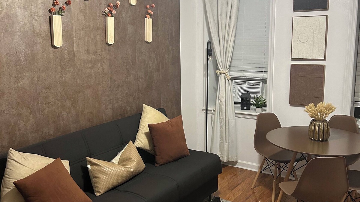 Upper Manhattan Apartment | Beautiful cozy two bedroom apartment in great location of NYC!
