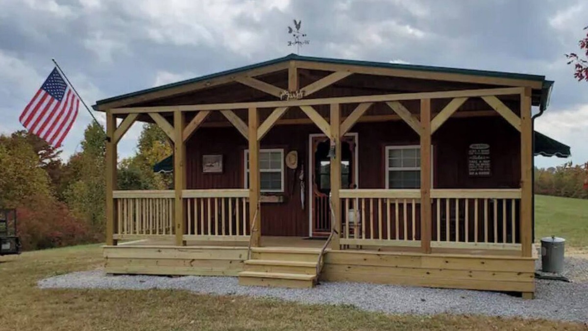 Liberty Cabin | Beautiful Cubby Cabin On The Mountain