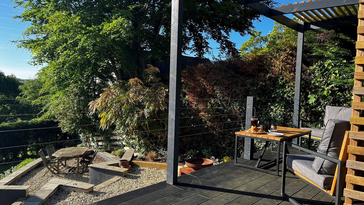 Christow House | Beautiful Dartmoor village location, modern family home. Dog friendly!