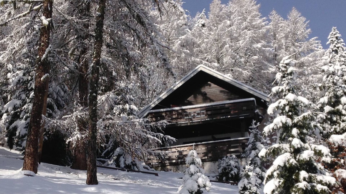 Lans-en-Vercors Ski Chalet | beautiful detached chalet with breathtaking views