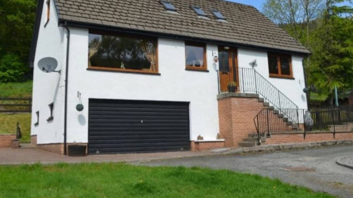 Arrochar Cottage | Beautiful detached Lodge in rural area