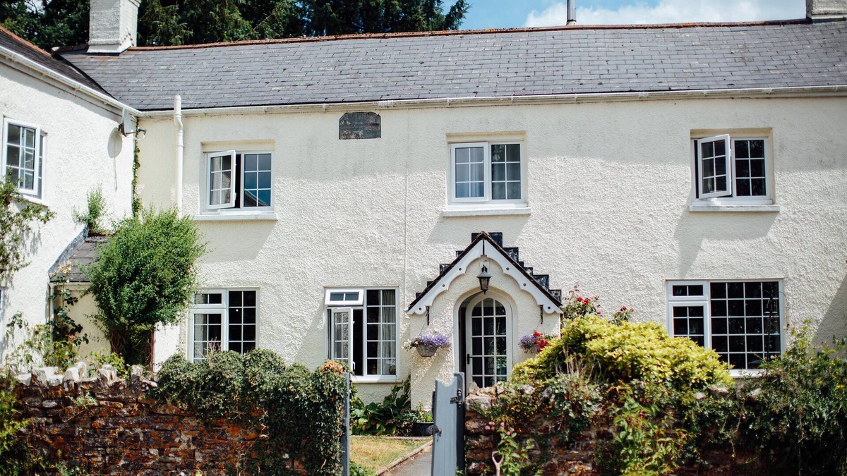 Ash Mill Other | Beautiful Devon farmhouse in an idyllic rural setting for large & small groups.