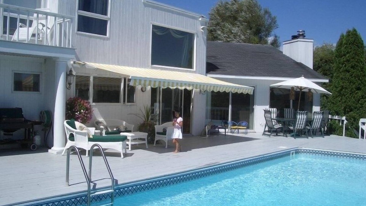 Westhampton House | Beautiful, dog-friendly 4BR home on 1.6 acres. Waterfront view and private dock.