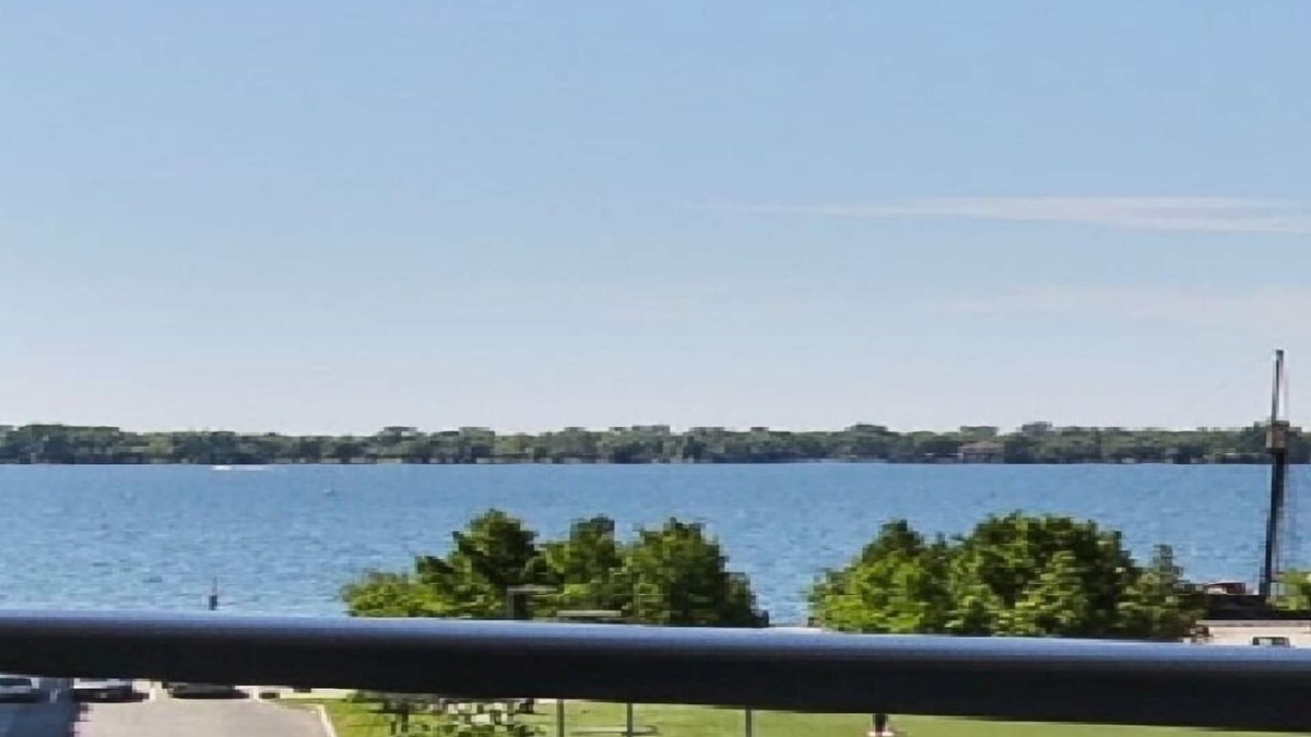 Central Waterfront Condo | Beautiful Downtown Toronto Waterfront Condo