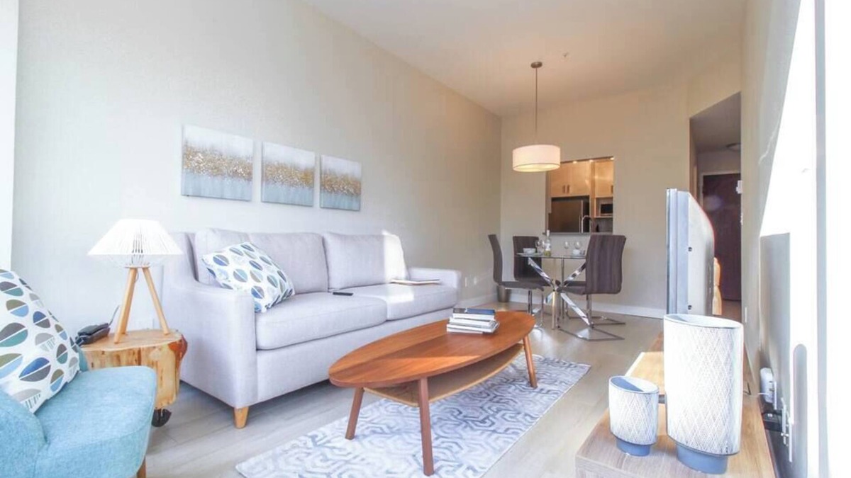 Downtown Vancouver Apartment | Beautiful Downtown Unit
